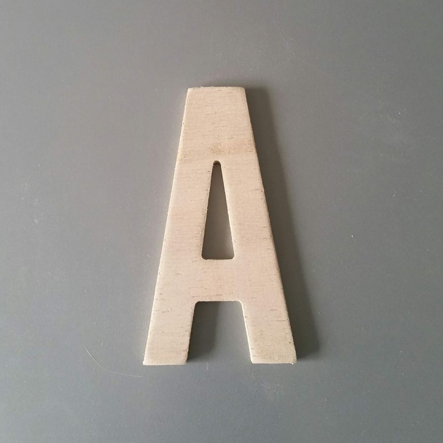 Wooden letter to paint model BATON