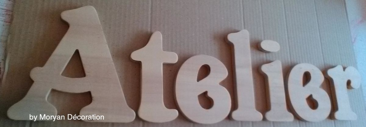 Wooden letter to paint model BELSHAW