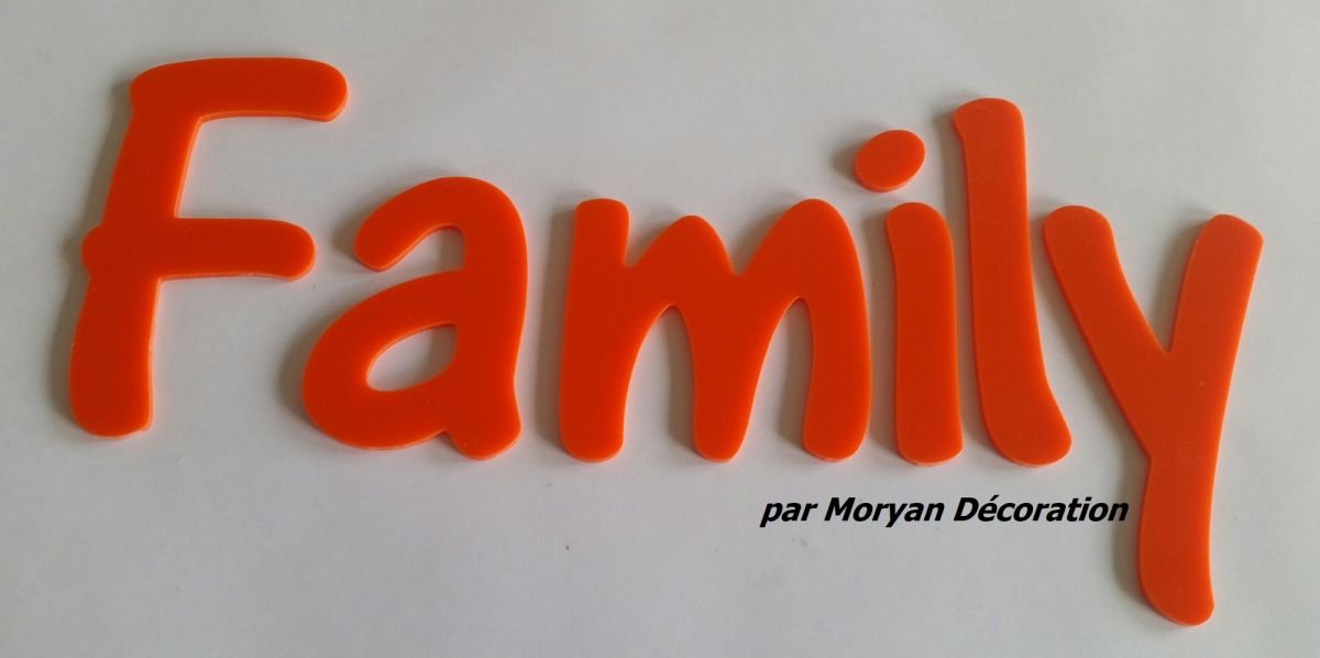 Deco letter Family in plexi , height 30 cm