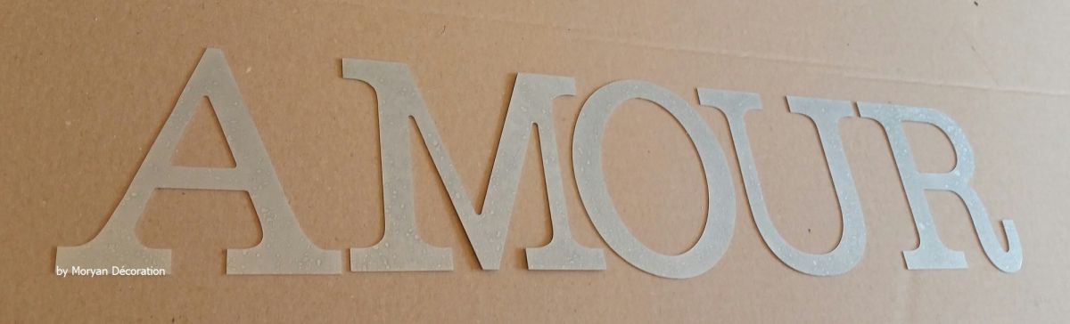 Decorative zinc letter LOVE 30 cm